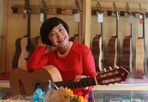 Swallow – cây guitar 